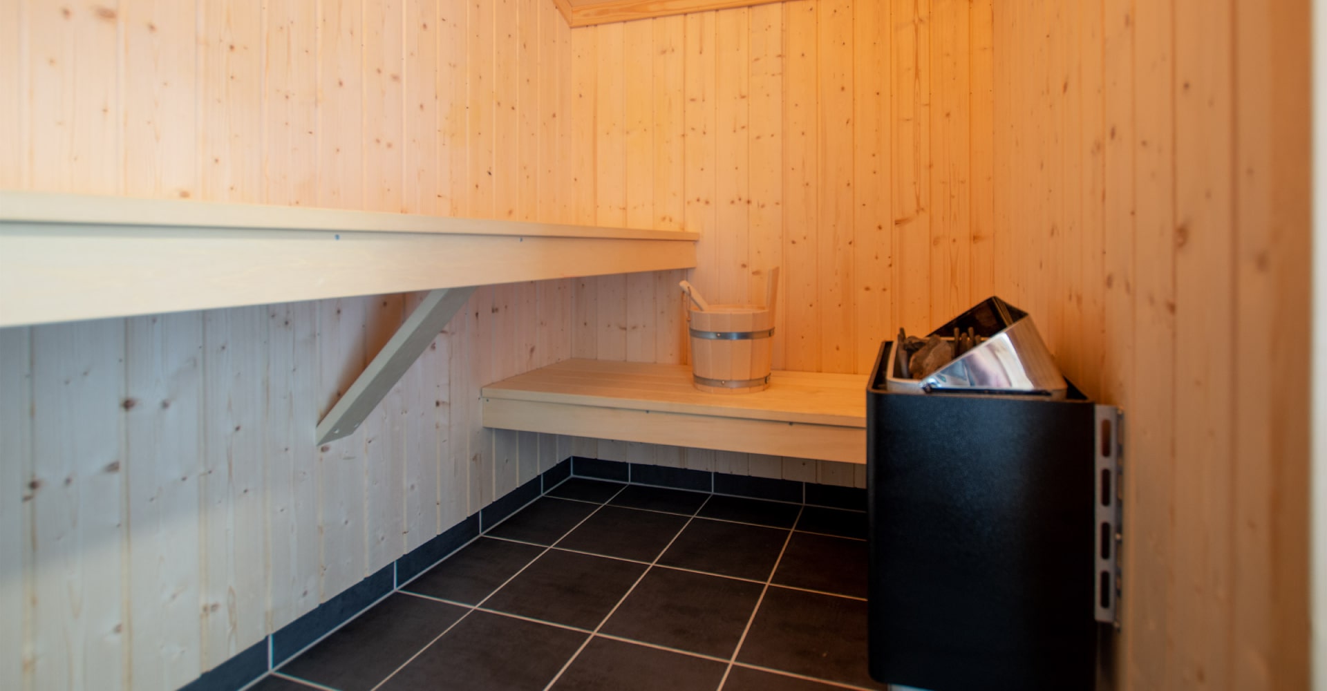 Ferienhaus mit Sauna und Whirlpool Ostsee