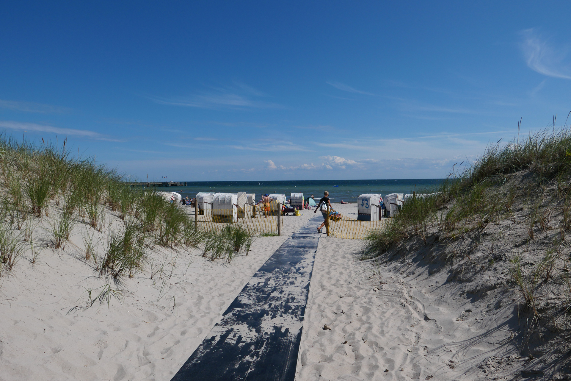 Großenbrode Strandzugang mit Dünen